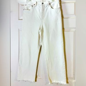 EUC Levi's Men's Classic White Jeans Size 32‎